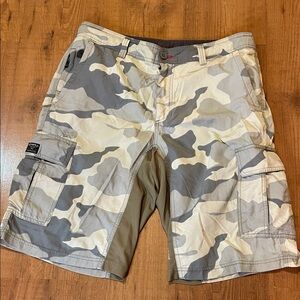 O’Neill Men's Camouflage Cargo Shorts